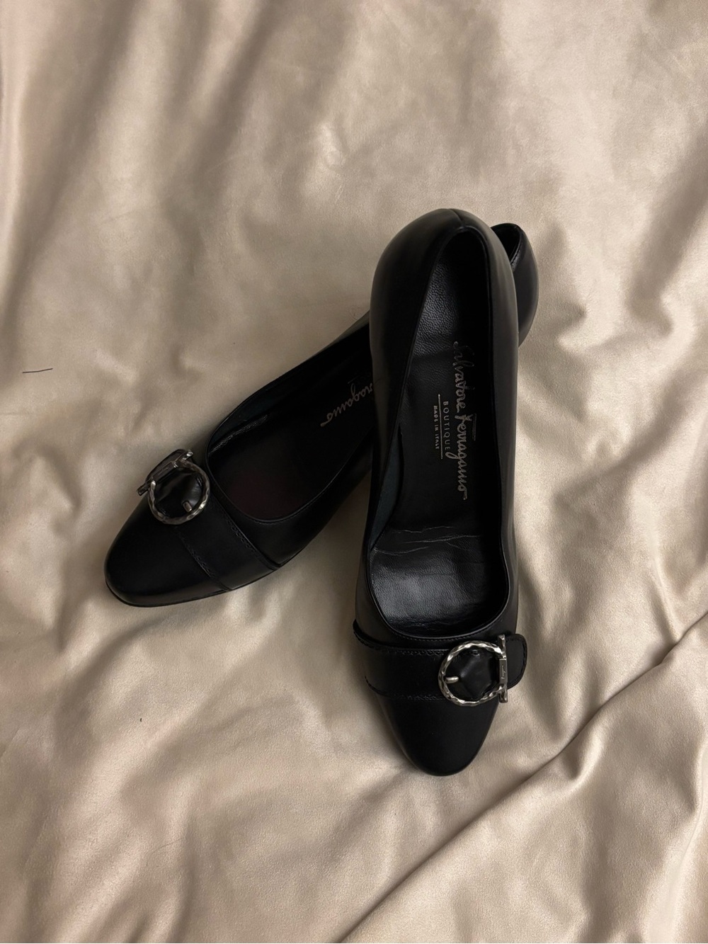 Salvatore Ferragamo Black Leather Round-Buckle Pumps